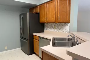 2120 Castlebar Ct, Crescent Springs, KY 41017 - Photo 14