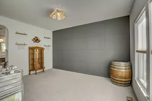 1371 Meadowcrest Cir, Independence, KY 41051 - Photo 2