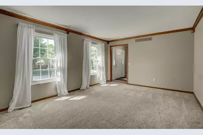 124 Lookout Farm Drive, Crestview Hills, KY 41017 - Photo 6