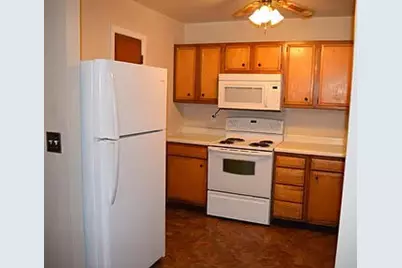 123 Berkley Drive, Florence, KY 41042 - Photo 2