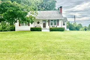 306 Sunset Dr, Williamstown, KY 41097 - Photo 1