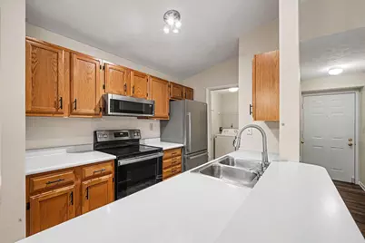 230 Willowbrook Court #9, Wilder, KY 41071 - Photo 6