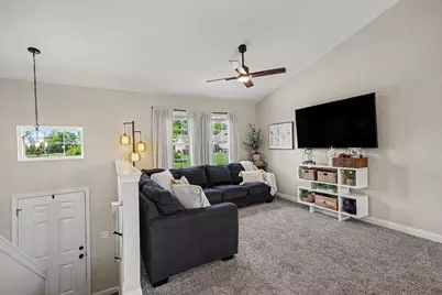128 Summerfield Drive, Dry Ridge, KY 41035 - Photo 2