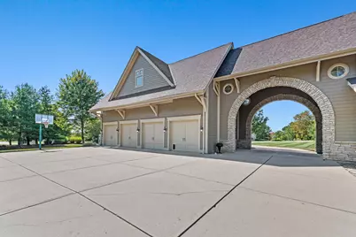 2424 Royal Castle Way, Union, KY 41091 - Photo 4