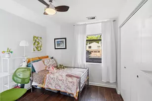 323 E 2nd St, Covington, KY 41011 - Photo 16