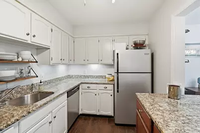 323 E 2nd Street #208, Covington, KY 41011 - Photo 10