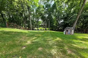 10108 Brandsteade Ct, Union, KY 41091 - Photo 2
