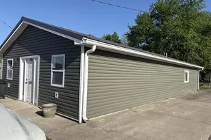 1206 W Shelby St, Falmouth, KY 41040 - Photo 2