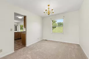 6254 Fairoaks Dr, Florence, KY 41042 - Photo 10