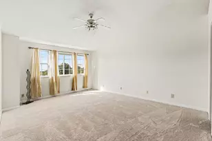6254 Fairoaks Dr, Florence, KY 41042 - Photo 18
