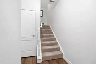 449 Southwind Ln, Covington, KY 41016 - Photo 8