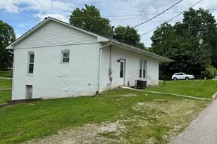 302 N Main St, Owenton, KY 40359 - Photo 2