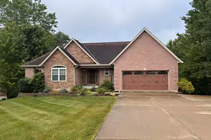 225 Maple Ridge St, Crittenden, KY 41030 - Photo 4