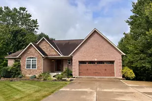 225 Maple Ridge St, Crittenden, KY 41030 - Photo 2