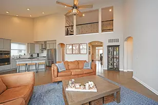 2489 Sierra Dr, Crescent Springs, KY 41017 - Photo 6