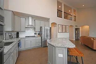 2489 Sierra Dr, Crescent Springs, KY 41017 - Photo 12