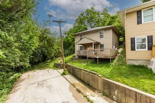 638 Brooklyn Ave, Dayton, KY 41074 - Photo 1