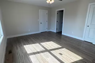 180 Saddlebrook Ln, Dry Ridge, KY 41035 - Photo 10
