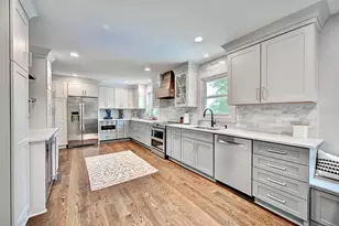 1367 Ashford Pl, Florence, KY 41042 - Photo 6