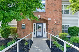 157 Saddlebrook Ln, Florence, KY 41042 - Photo 2