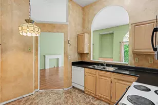 2143 Tantallon Dr, Fort Mitchell, KY 41017 - Photo 6