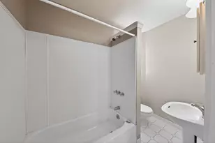 215 W 34th St, Latonia, KY 41015 - Photo 26