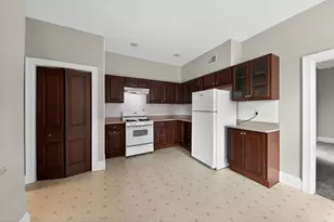 215 W 34th St, Latonia, KY 41015 - Photo 12