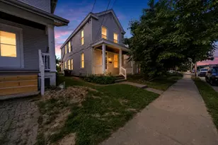 215 W 34th St, Latonia, KY 41015 - Photo 1