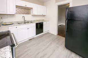303 E 21st St, Covington, KY 41014 - Photo 18