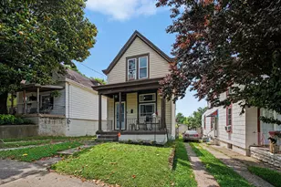 924 Thornton St, Dayton, KY 41074 - Photo 2