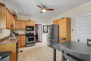 924 Thornton St, Dayton, KY 41074 - Photo 6