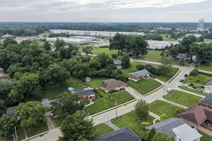 410 Silverlake Ave, Erlanger, KY 41018 - Photo 38