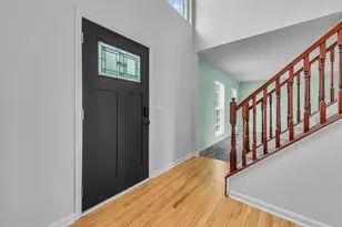 9024 Georgian Ct, Florence, KY 41042 - Photo 2