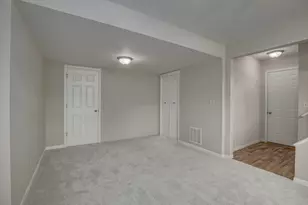 9124 Susie Dr, Florence, KY 41042 - Photo 8