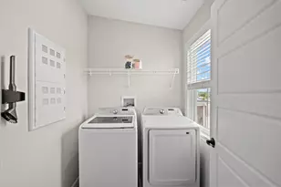 2371 Piazza RDG, Covington, KY 41017 - Photo 6