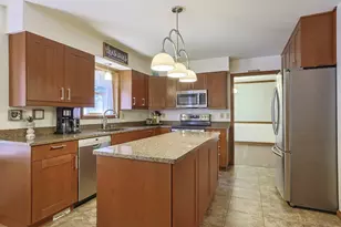 8427 Stratford Ct, Florence, KY 41042 - Photo 16