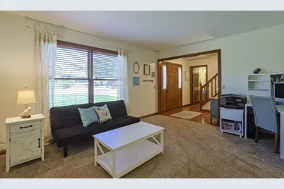8427 Stratford Court, Florence, KY 41042 - Photo 6