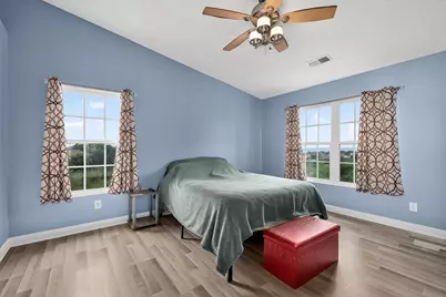 588 Ivy Ridge Drive, Newport, KY 41076 - Photo 10
