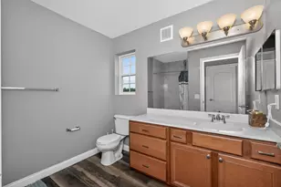 588 Ivy Ridge Dr, Newport, KY 41076 - Photo 12