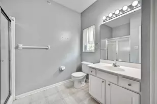 153 Saddlebrook Ln, Florence, KY 41042 - Photo 16