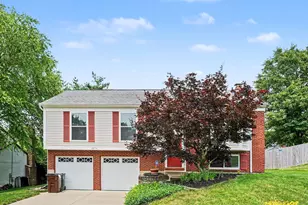 5370 Shadow Hill Ct, Taylor Mill, KY 41015 - Photo 2