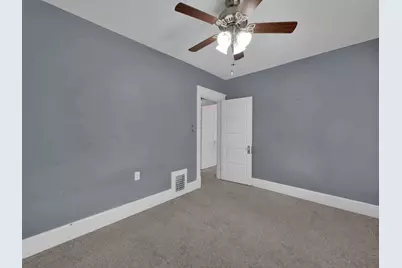 166 E 42nd Street, Latonia, KY 41015 - Photo 20