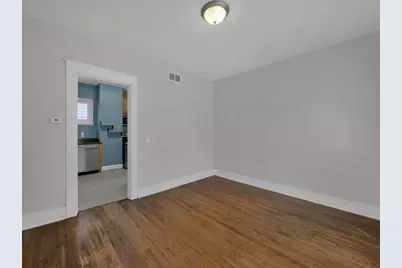 166 E 42nd Street, Latonia, KY 41015 - Photo 8