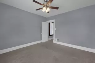 166 E 42nd St, Latonia, KY 41015 - Photo 16
