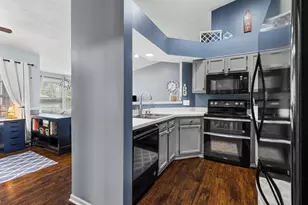 316 Deepwoods Dr, Highland Heights, KY 41076 - Photo 8