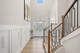 1077 Walburg Ave, Villa Hills, KY 41017 - Photo 2