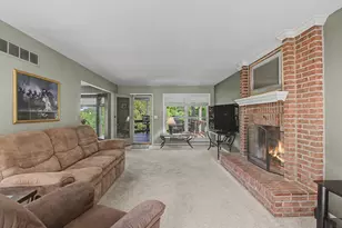 1887 Morningside Dr, Florence, KY 41042 - Photo 6