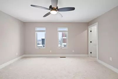 100 W 14th Street #B, Newport, KY 41071 - Photo 12