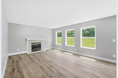 909 Surfridge Drive, Hebron, KY 41048 - Photo 4