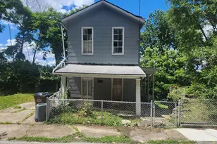 627 Brooklyn Ave, Dayton, KY 41074 - Photo 2